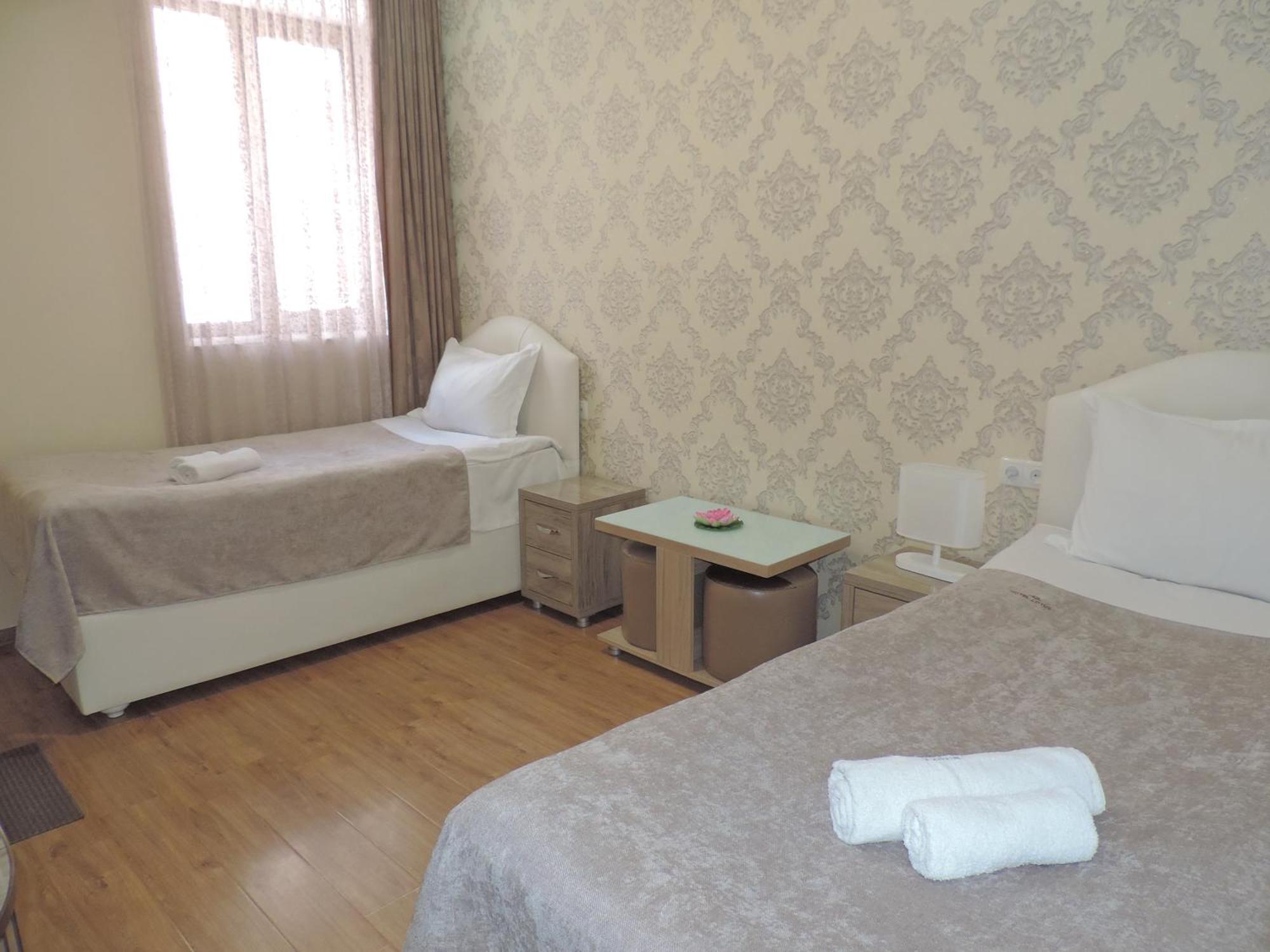 Hotel Lotus Akhaltsikhe  Bagian luar foto