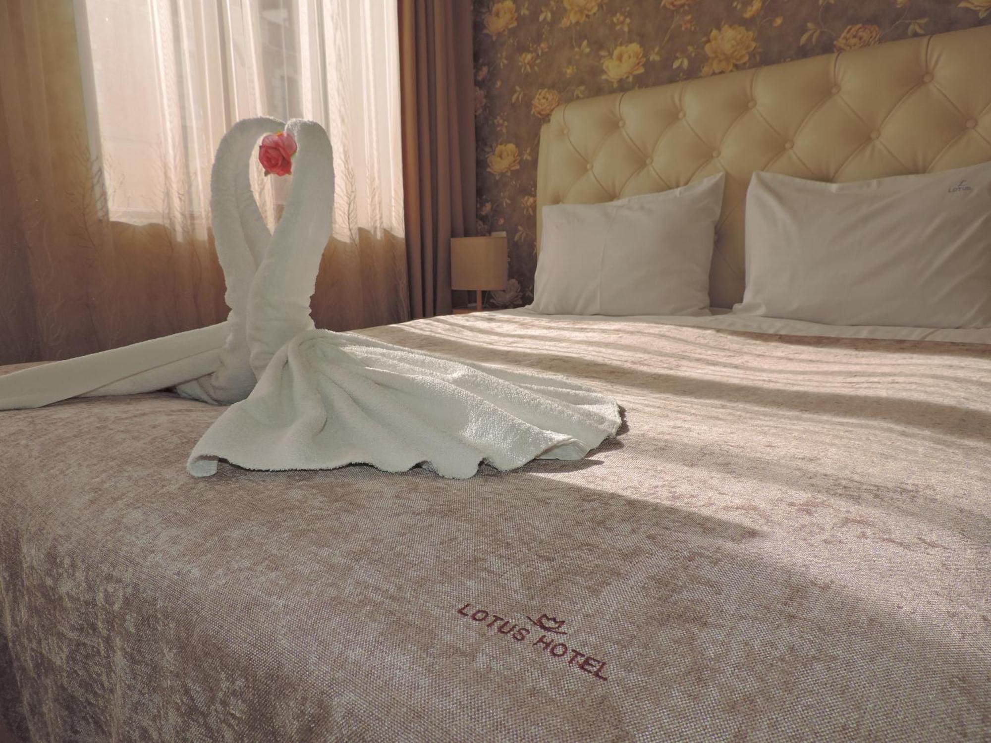 Hotel Lotus Akhaltsikhe  Bagian luar foto
