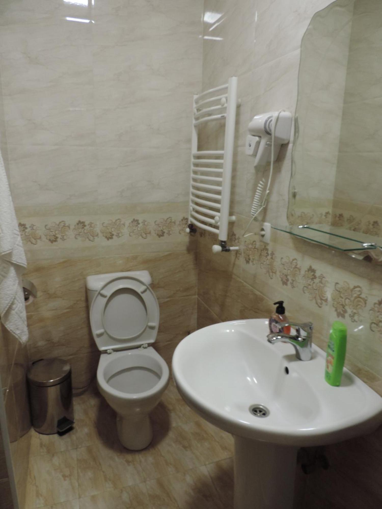 Hotel Lotus Akhaltsikhe  Bagian luar foto