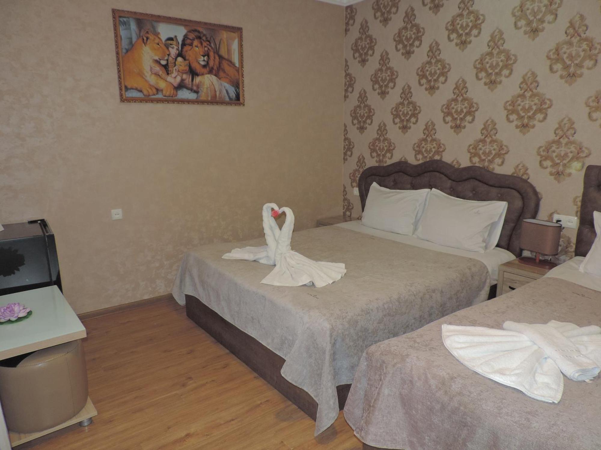 Hotel Lotus Akhaltsikhe  Bagian luar foto