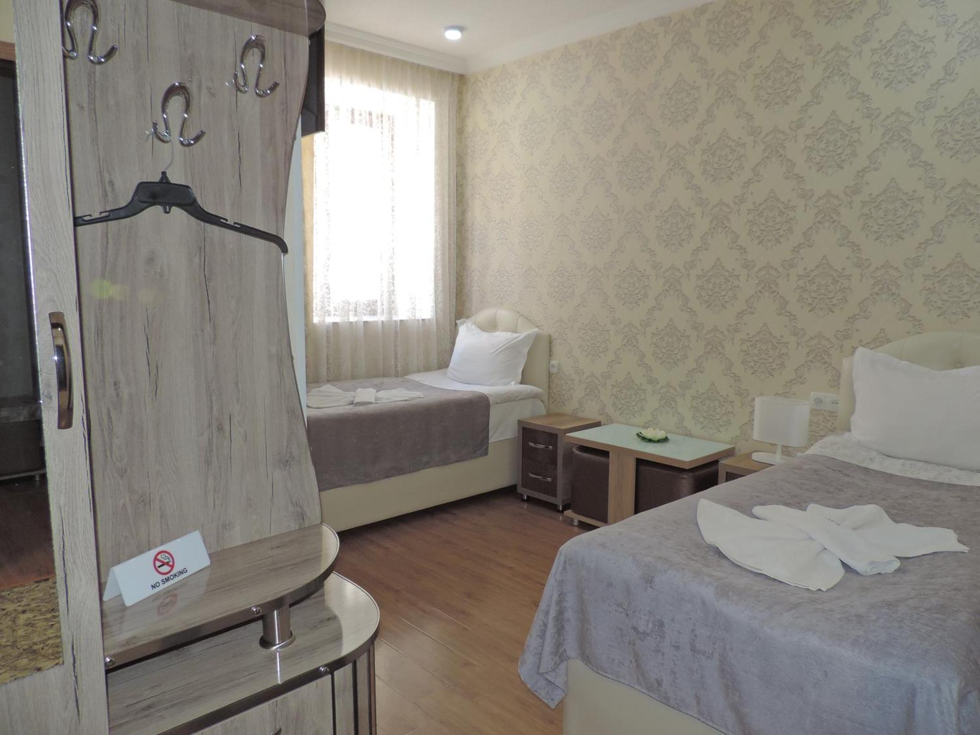 Hotel Lotus Akhaltsikhe  Bagian luar foto