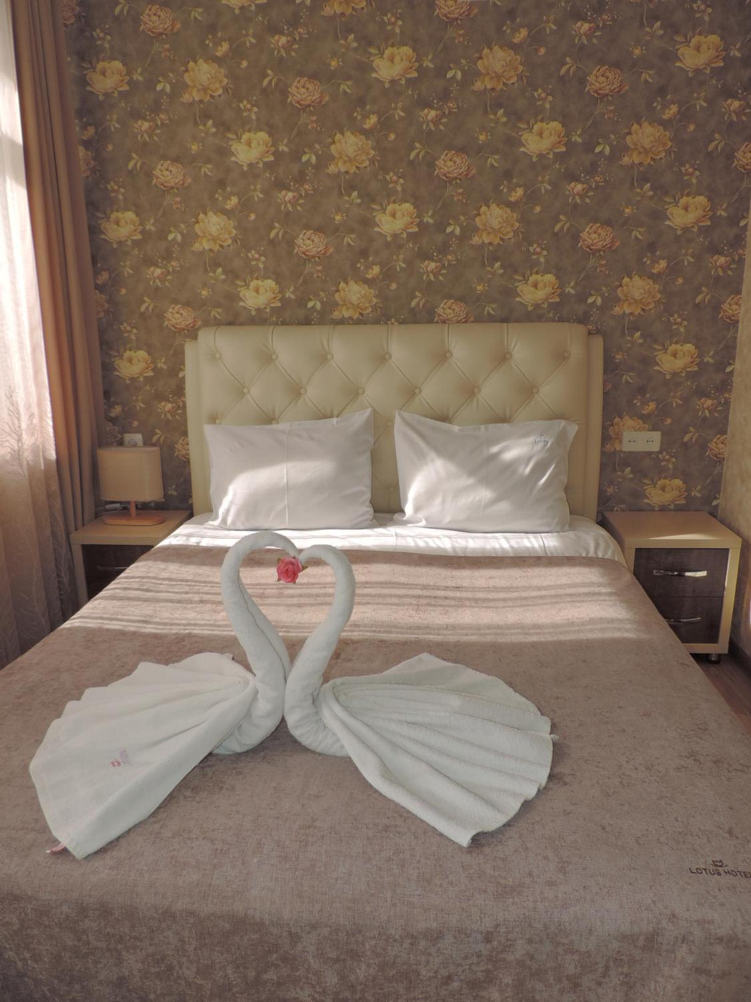 Hotel Lotus Akhaltsikhe  Bagian luar foto
