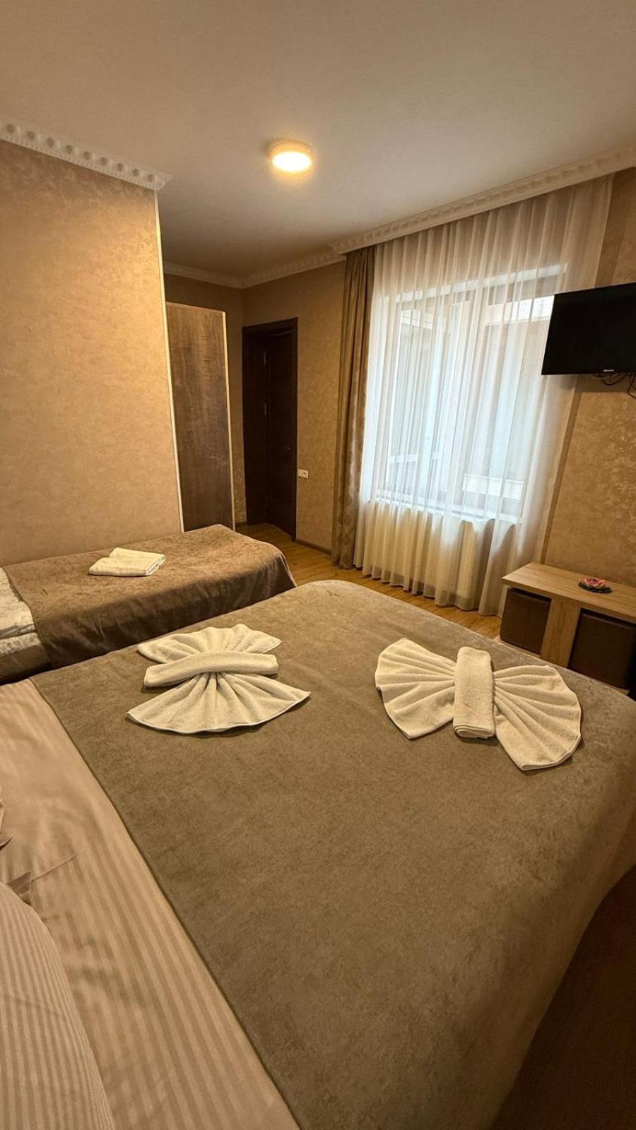 Hotel Lotus Akhaltsikhe  Bagian luar foto