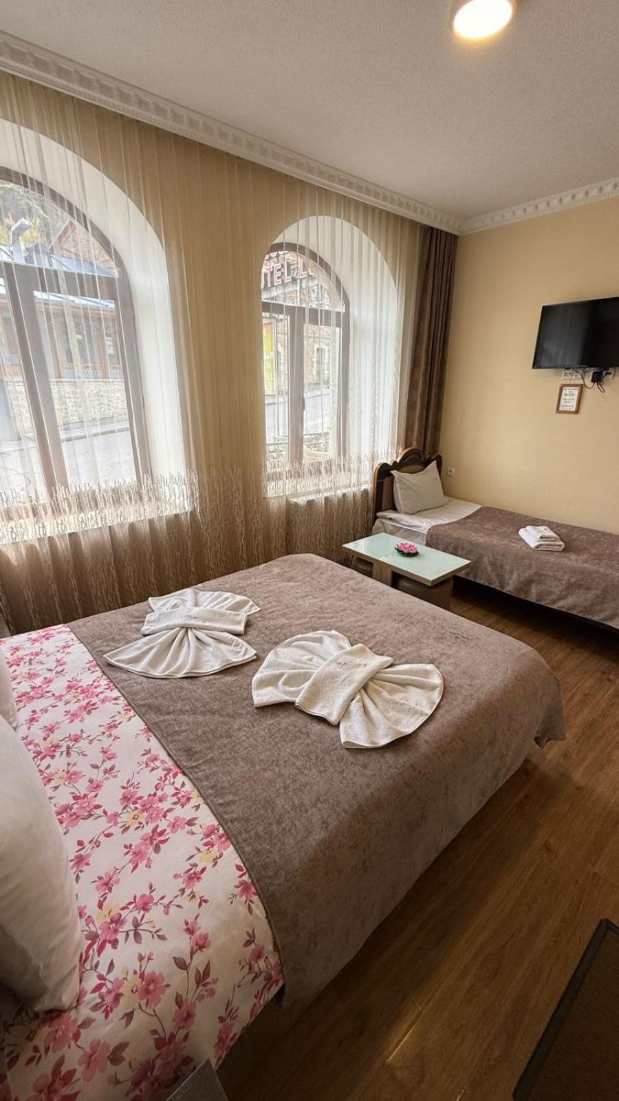 Hotel Lotus Akhaltsikhe  Bagian luar foto